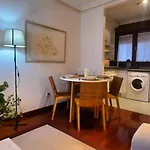 Zuvillaga 18, Confort Y Tranquilidad En Pleno Centro דירה אוביידו