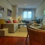 Zuvillaga 18, Confort Y Tranquilidad En Pleno Centro דירה אוביידו